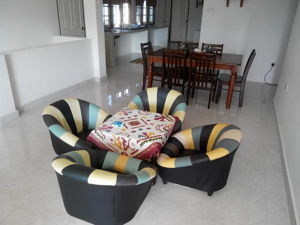 Formula One Bed And Breakfast F1 Sepang Klia Klia2 Kuala Lumpur International Airport Transit Nilai 0*,  Malaysia